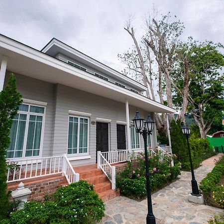 Baroque Boutique Resort Ranong Ngoại thất bức ảnh